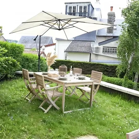 Jardin D'eden : Sauna, Balneo & Jardin Privatif *