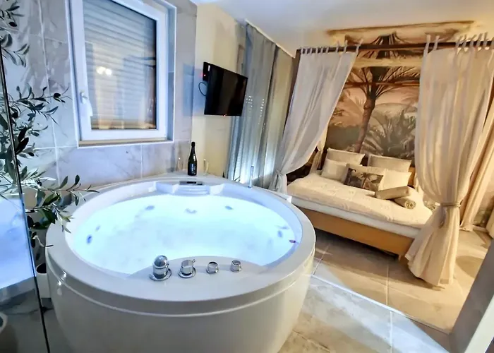 Apartment Jardin D'eden : Sauna, Balneo & Jardin Privatif