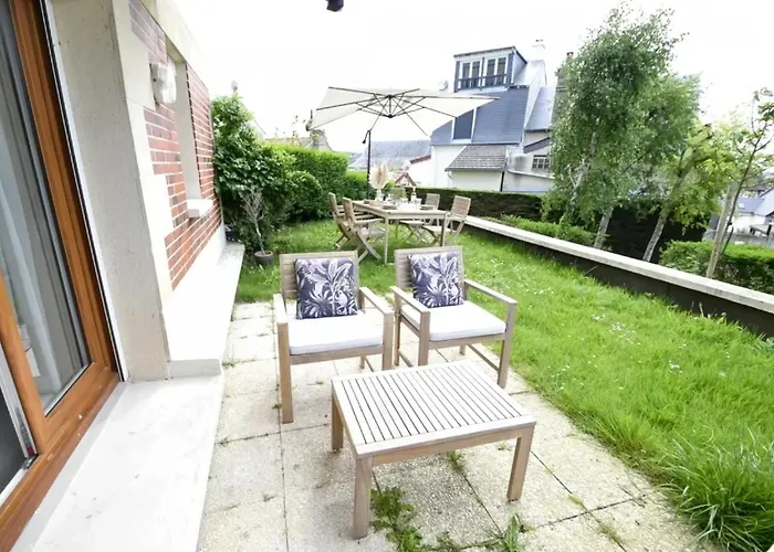 Jardin D'eden : Sauna, Balneo & Jardin Privatif * Trouville-sur-Mer